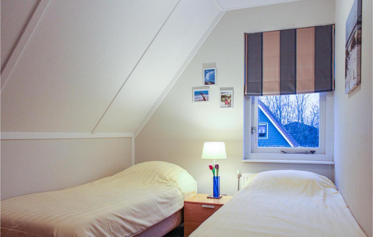 3 Bedroom Lovely Home In Zonnemaire Exteriér fotografie